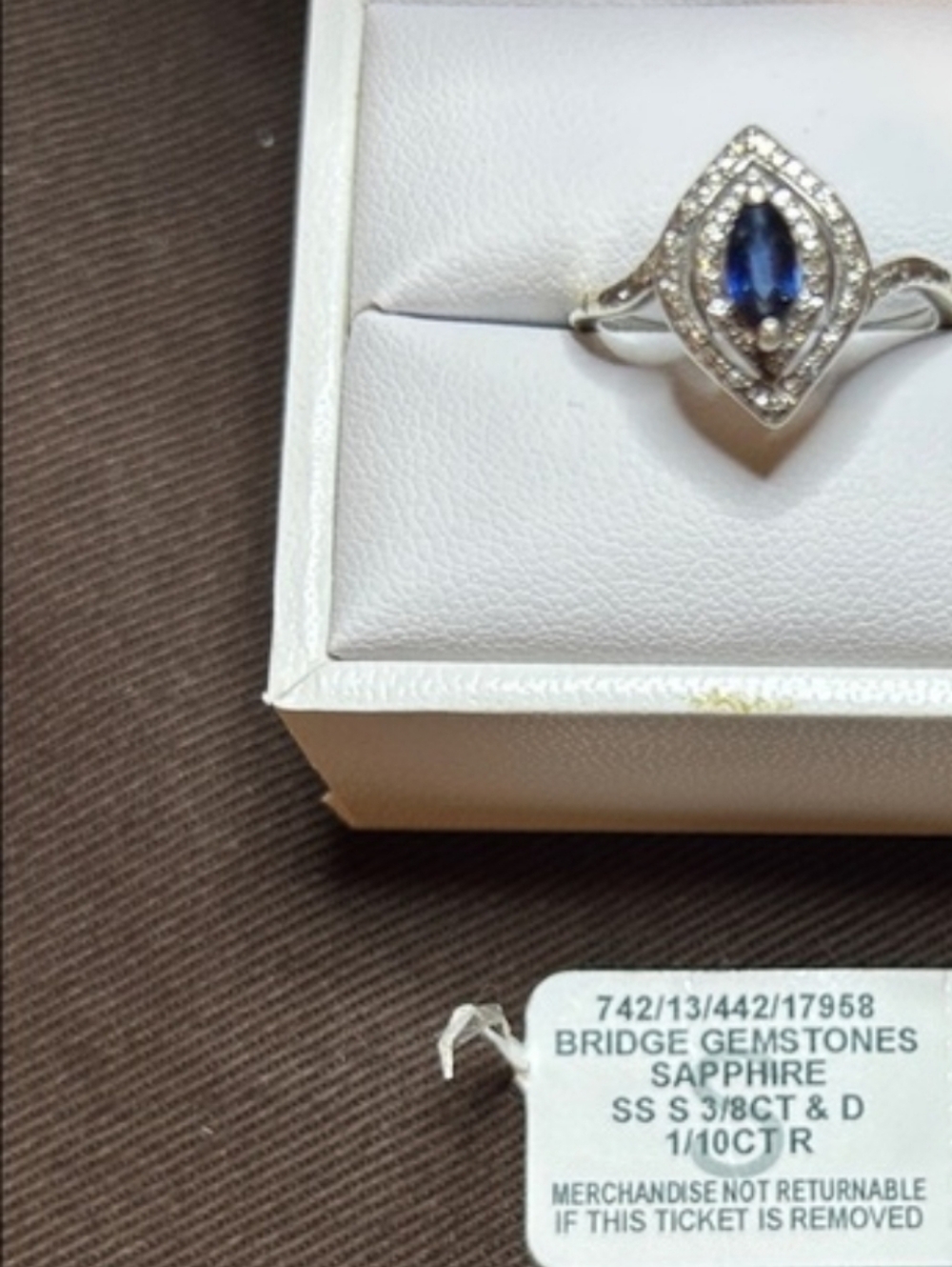 Narural And Elegant Blue Sapphire And Diamond Ring - Picture 9 of 9